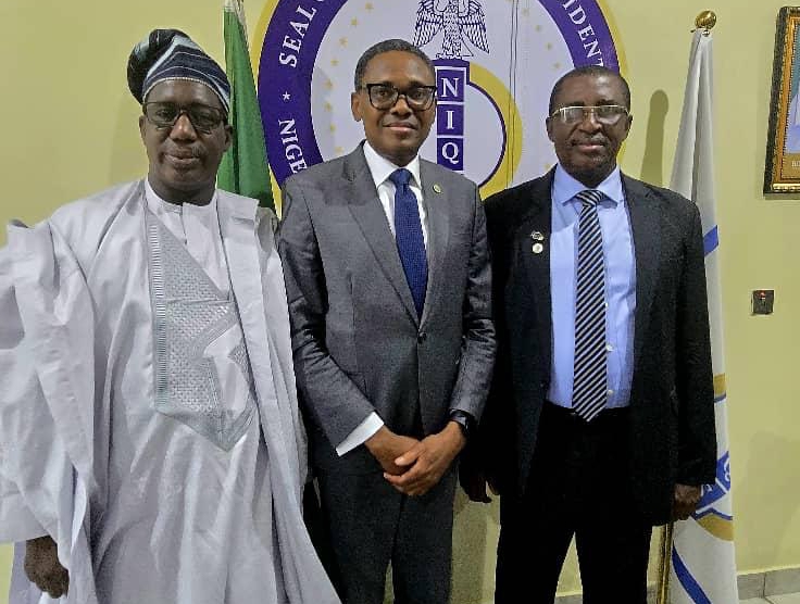 Photo: NAICOM takes enforcement of compulsory insurance to Nigerian Institute of Quantity Surveyors