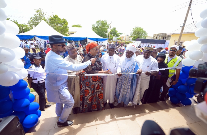 NLNG commissions Medical Laboratory Complex in Bauchi