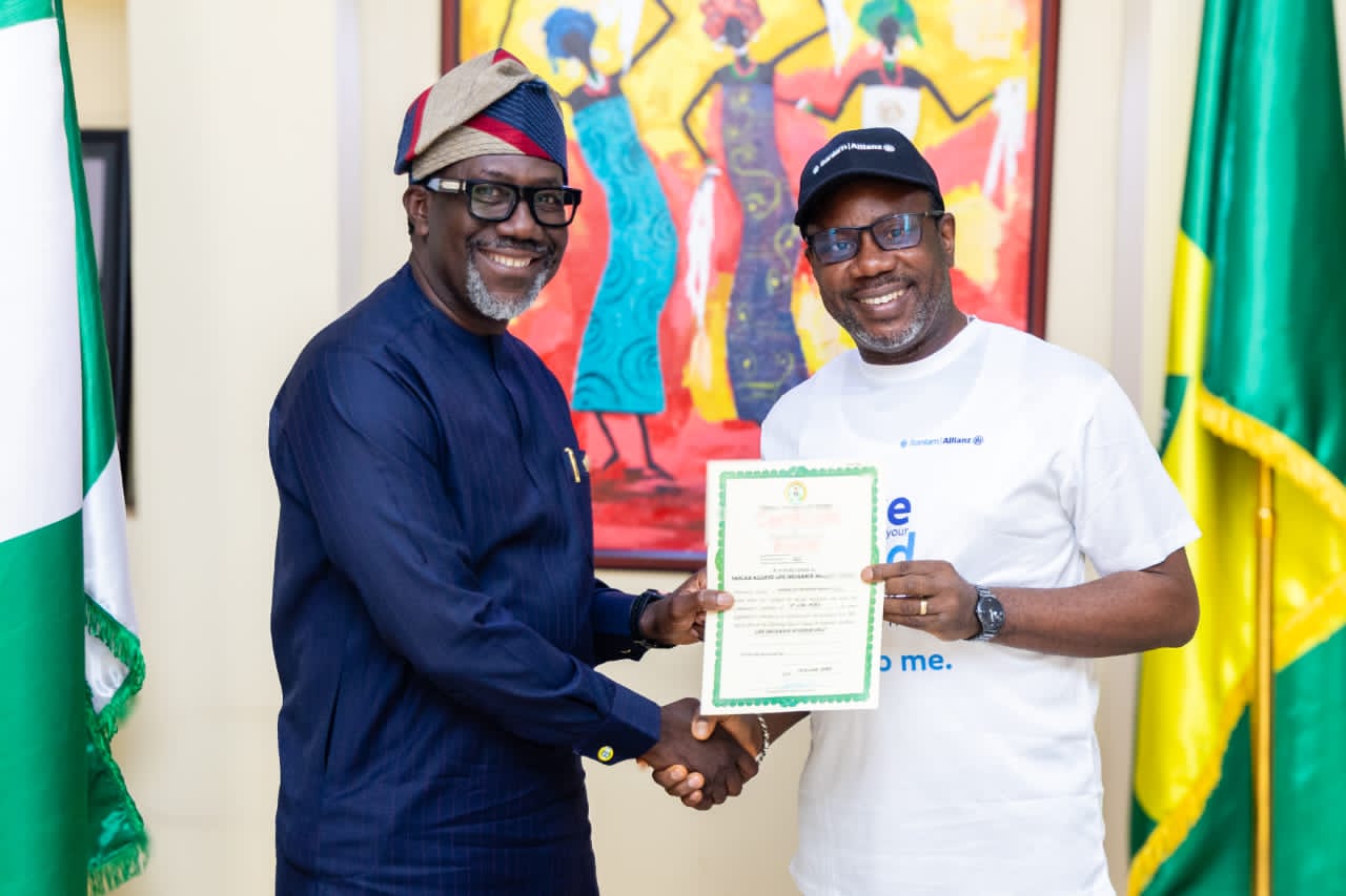 NAICOM delivers new licences to SanlamAllianz Life, General Insurance